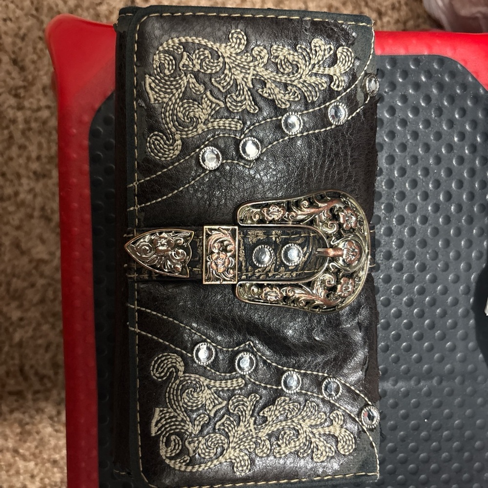 Elegant Black Wallet with Embroidery and Buckle